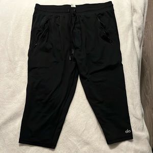 Mens ALO YOGA capri pant